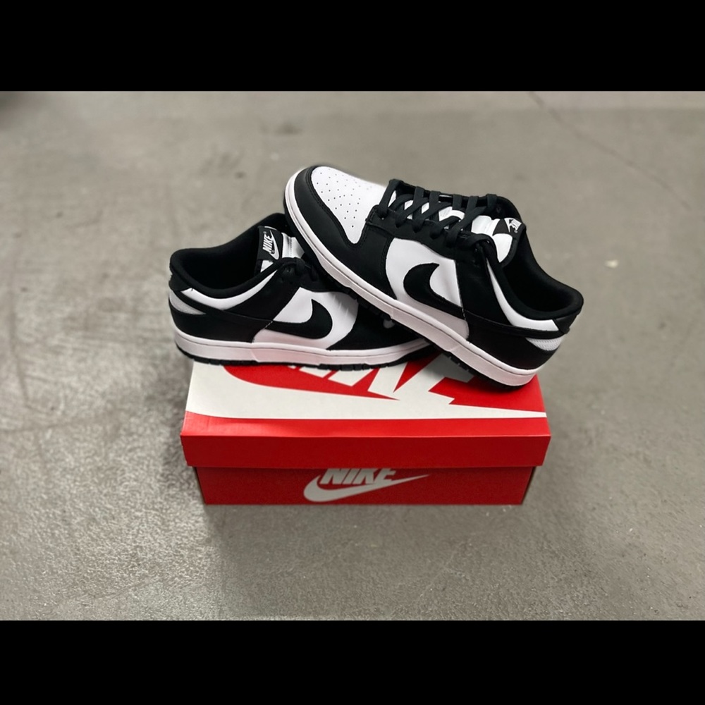 Panda Dunks - Picture 1 of 1